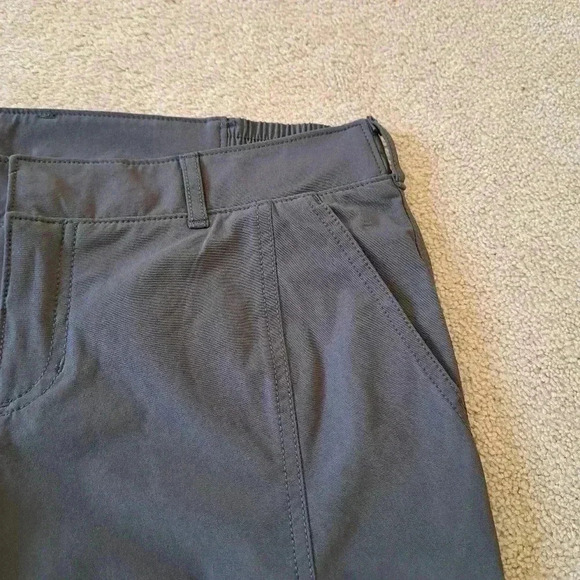 NWT Kirkland Signature Ladies Travel Pant Steel Grey Size 6 Ankle Length - Picture 6 of 12